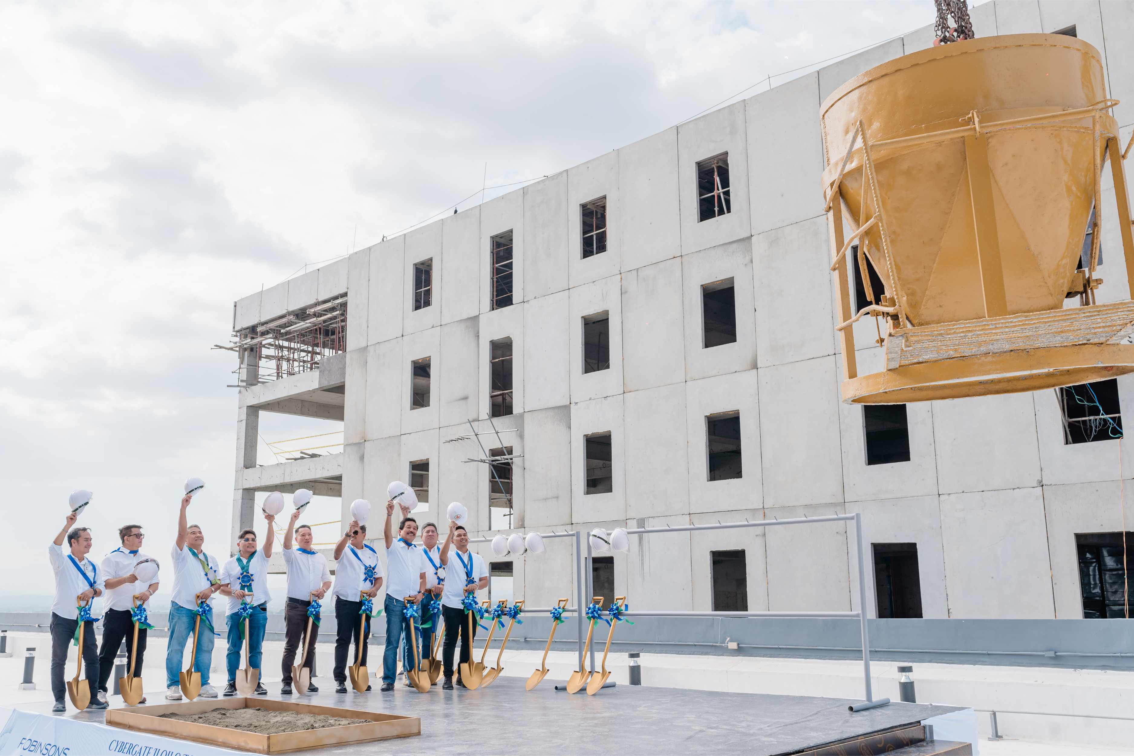 topping off IloIlo_3